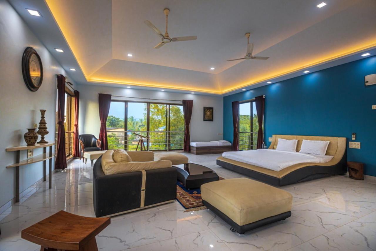 Saffronstays Aura, Alibaug - Luxury Pool Villa With A Game Room And Spacious Lawn Alibág Kültér fotó