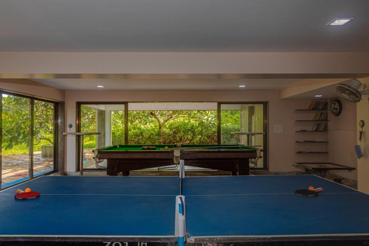 Saffronstays Aura, Alibaug - Luxury Pool Villa With A Game Room And Spacious Lawn Alibág Kültér fotó