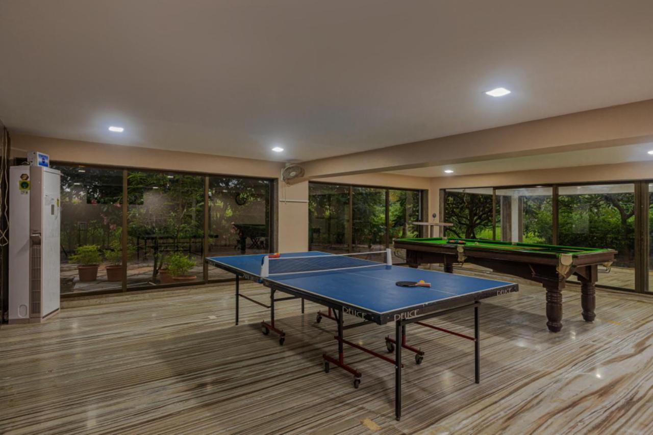 Saffronstays Aura, Alibaug - Luxury Pool Villa With A Game Room And Spacious Lawn Alibág Kültér fotó