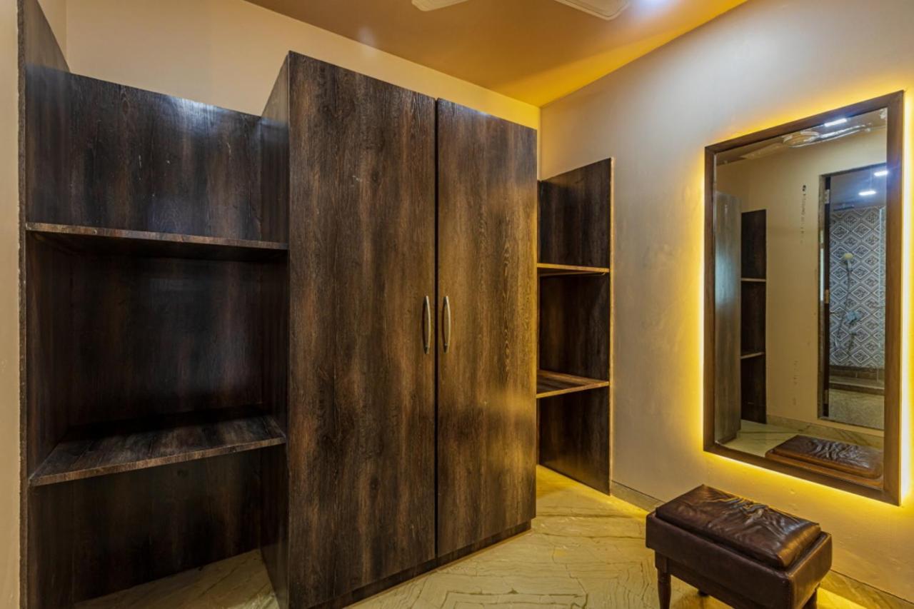 Saffronstays Aura, Alibaug - Luxury Pool Villa With A Game Room And Spacious Lawn Alibág Kültér fotó